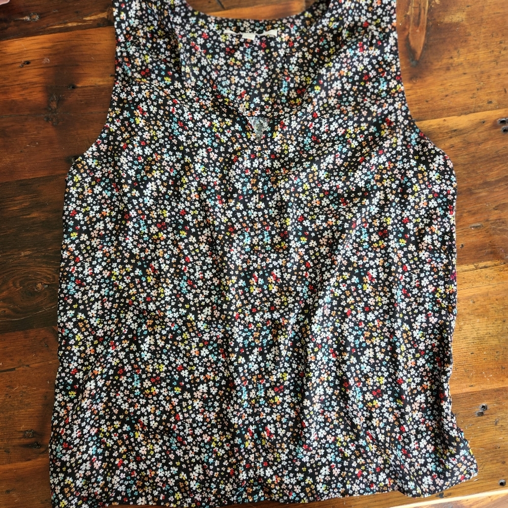 LOFT SLEEVELESS BLOUSE, MULTI-COLORED,  SIZE MEDIUM